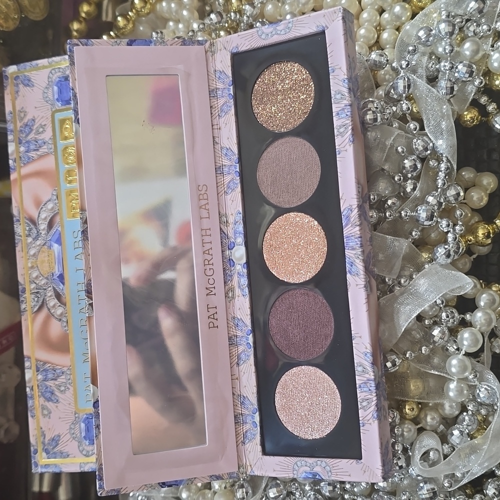 Pat McGrath Bijoux Brilliance eyeshadow palette